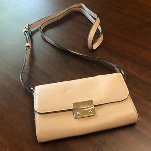 💕 2/$15 a new day nude small purse/wallet